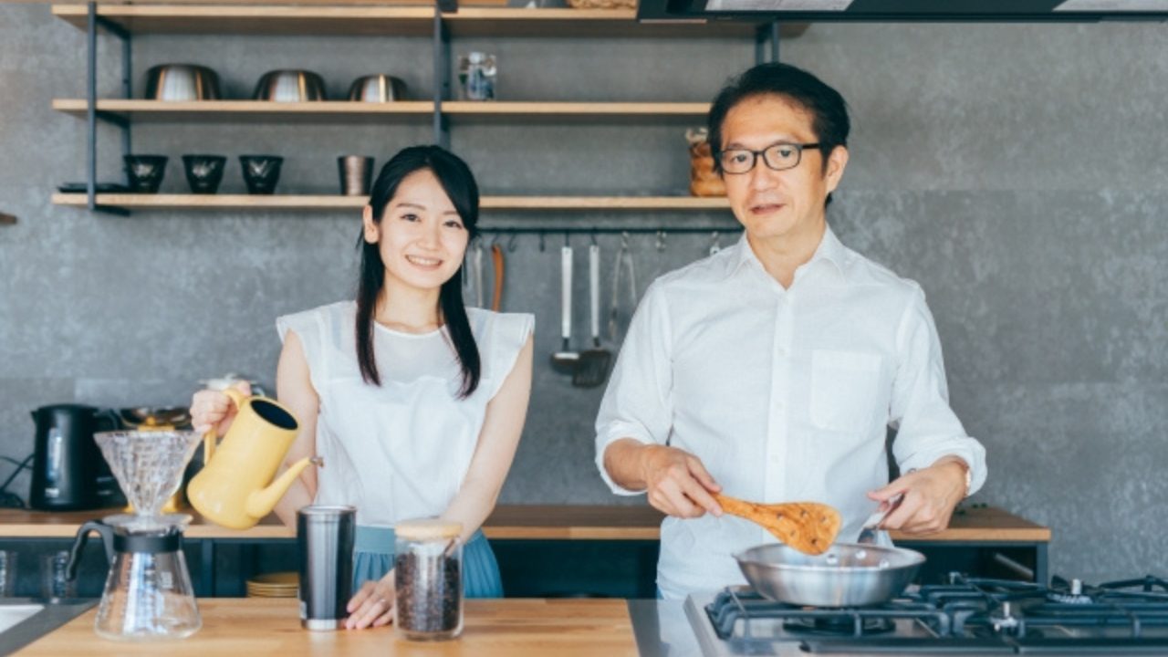 友達みたいな50代夫婦の共通の趣味はふたりで料理をすること