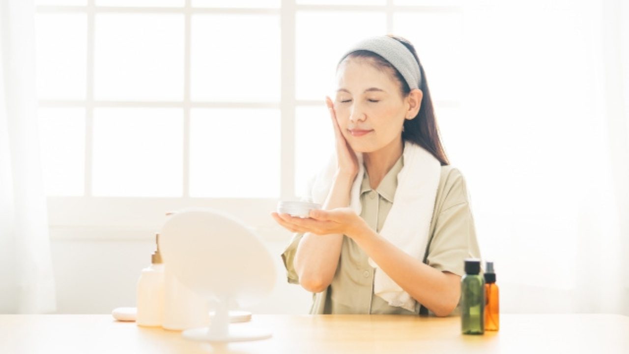 【マッチングアプリで勝つ！】50代からの肌ケア｜気になるシワ対策