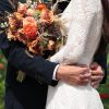新山千春さんがマッチングアプリで14歳年下の彼との出会いから再婚するまで