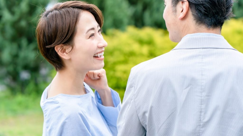 50代の恋愛事情：モテる女はここが違う！― 比べてわかる、大人の恋に必要な魅力と行動 ―